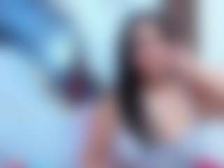 Leslyy19's Live Sex Cam Show