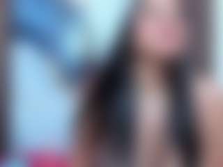 Leslyy19's Live Sex Cam Show