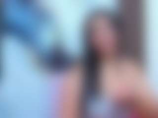 Leslyy19's Live Sex Cam Show