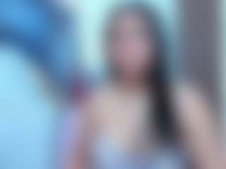 Leslyy19's Live Sex Cam Show