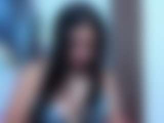 Leslyy19's Live Sex Cam Show