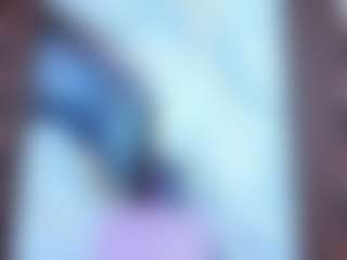 Leslyy19's Live Sex Cam Show