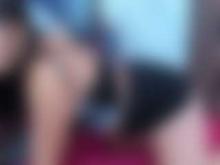 Leslyy19's Live Sex Cam Show