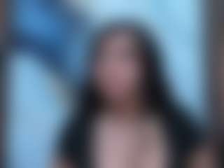 Leslyy19's Live Sex Cam Show