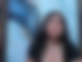 Leslyy19's Live Sex Cam Show