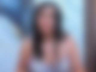 Leslyy19's Live Sex Cam Show