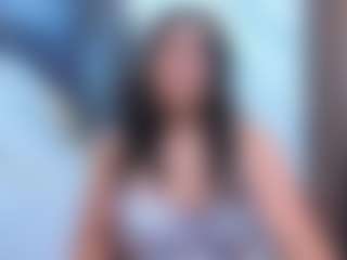 Leslyy19's Live Sex Cam Show