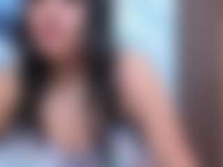 Leslyy19's Live Sex Cam Show