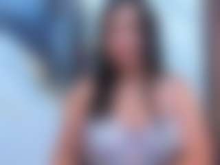 Leslyy19's Live Sex Cam Show