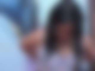 Leslyy19's Live Sex Cam Show