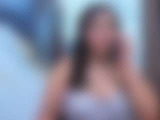 Leslyy19's Live Sex Cam Show