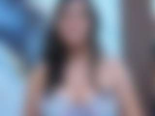 Leslyy19's Live Sex Cam Show