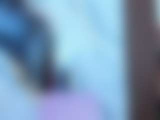 Leslyy19's Live Sex Cam Show