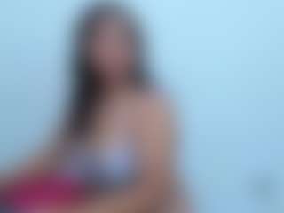 Leslyy19's Live Sex Cam Show