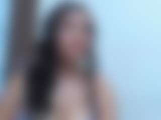 Leslyy19's Live Sex Cam Show