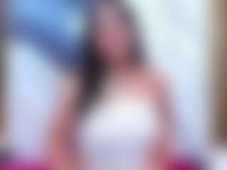 Leslyy19's Live Sex Cam Show