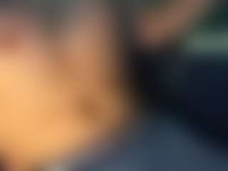 Live cam show with M3THCL0uds - Small Cock on livesuperchat.net