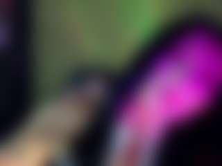 MiaHoney1's Live Sex Cam Show