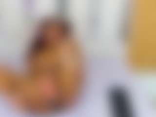 Live cam show with nickynicoole - Ebony on StripNow | colombia