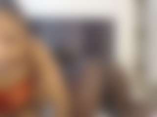 Live cam show with seaberrie - Brown Eyes Teen (18+) on Fling VIP Chat