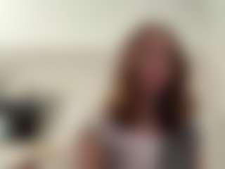 Live cam show with SherronNienow - Housewife on Latina Girls