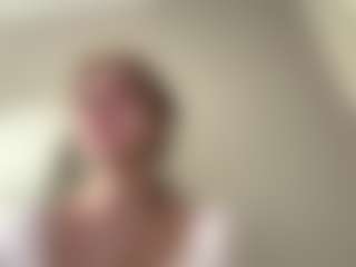 Live cam show with SherronNienow - Spy on Camsoda