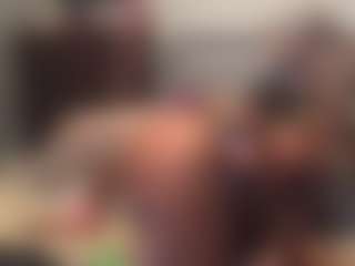 Traphouseluv2.0's Live Sex Cam Show