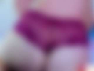 Live-camshow met ValeryBlaze - Public Toys op Camsoda