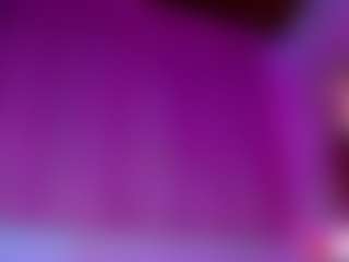 ValeryBlaze MILF webcam performer live streaming