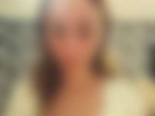 WinifredAiliff's Live Sex Cam Show