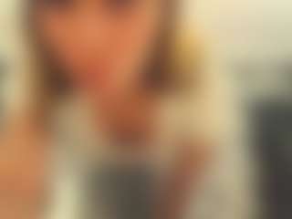 WinifredAiliff's Live Sex Cam Show