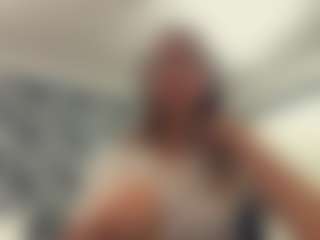 WinifredAiliff's Live Sex Cam Show