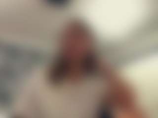 WinifredAiliff's Live Sex Cam Show