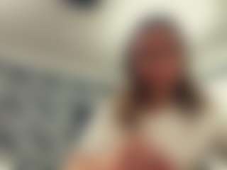 WinifredAiliff's Live Sex Cam Show
