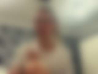 WinifredAiliff's Live Sex Cam Show