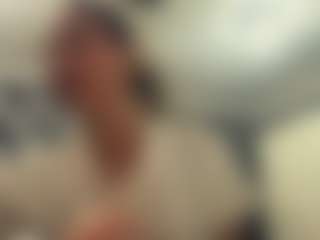 WinifredAiliff's Live Sex Cam Show