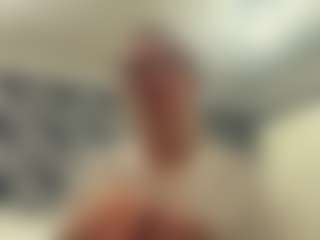 WinifredAiliff's Live Sex Cam Show