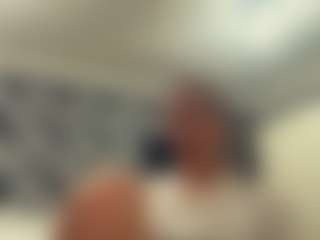 WinifredAiliff's Live Sex Cam Show