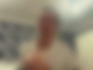 WinifredAiliff's Live Sex Cam Show