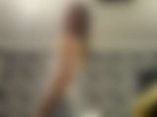 WinifredAiliff's Live Sex Cam Show