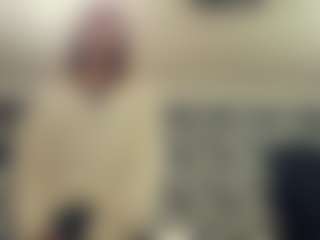 WinifredAiliff's Live Sex Cam Show