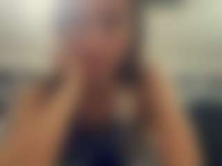 WinifredAiliff's Live Sex Cam Show