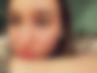 Live cam show with WinifredAiliff - New MILF on Camsoda