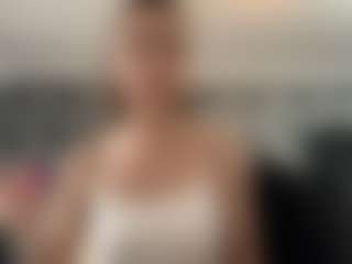 WinifredAiliff's Live Sex Cam Show