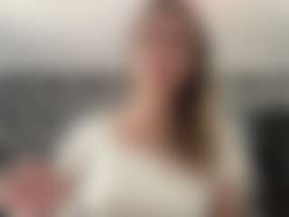 WinifredAiliff's Live Sex Cam Show