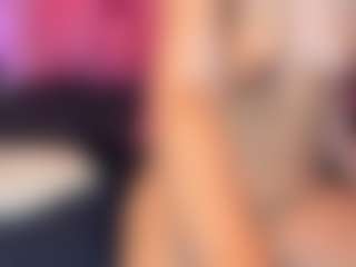 Alahia-Bloom's Live Sex Cam Show
