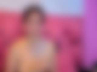 Alahia-Bloom's Live Sex Cam Show