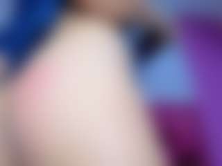 Live cam show with Alahia-Bloom - New Teen (18+) on xDating
