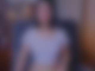 Live cam show with AnaT0rreonn - New Petite on madthumbs