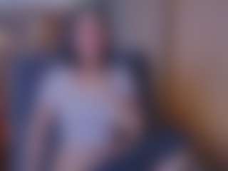 Live cam show with AnaT0rreonn - New Small Tits on StripNow